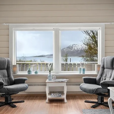 Holiday home With Seaview